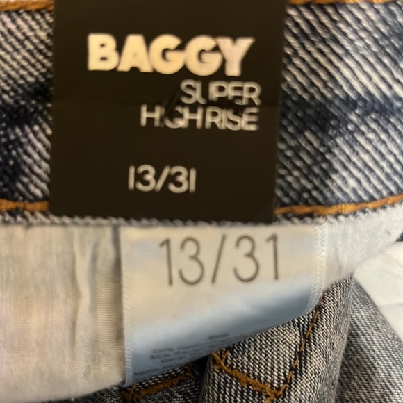 Simple Society Baggy Super High Rise Denim Jeans with Handkerchief Patchwork - Picture 5 of 9